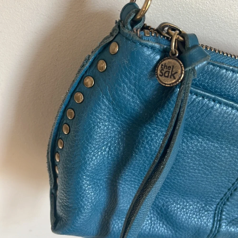 THE SAK Silverlake Teal Leather Studded Convertible Crossbody Bag - Picture 4 of 12